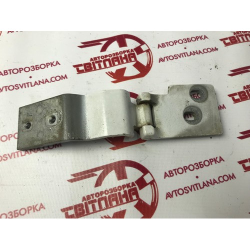 Петля задней правой двери нижняя Opel Combo 2001-2011 9184542